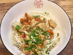 财鱼炒码干挑面-对面面馆