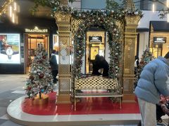 -亨吉利世界名表中心(华润万象城店)