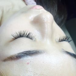 -杉惠素颜美妆皮肤管理中心