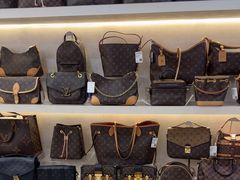 -六六奢品·vintage中古·回收二手奢侈品包包手表首饰(环球港店)