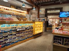 -猫的天空之城概念书店(苏州平江店)