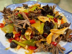 -洪霞餐馆