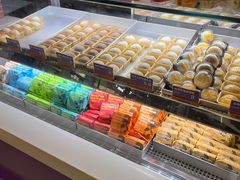 -HappyMiss花满楼·鲜花饼·鲜花茶·伴手礼(上海环球港店)