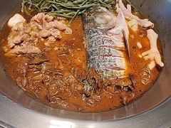 -山河屯铁锅炖鲜鹅·东北菜(开发区一店)