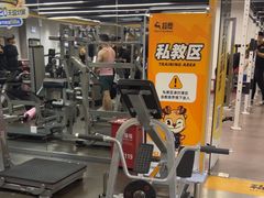 -超鹿运动(大唐世家店)