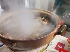 -广味炭炉鸡煲(宝业路分店)