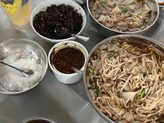 -正宗杨记普洱酸醋米线(总店)