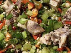 自贡霸王兔-兔行天下-鸿鹤鲜锅兔(中海国际店)