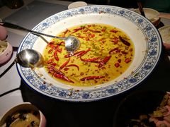 -桂二老坛酸菜鱼(三街两巷店)