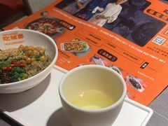 -吃城都·鱼蛙火锅(西玉龙街店)