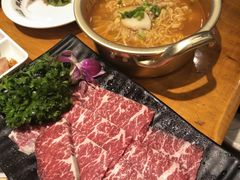 -万兴佳烤肉·长白山老味道(东岸里店)