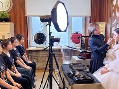 -维纳斯化妆摄影学校