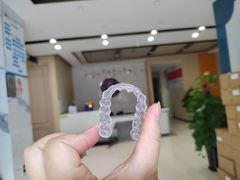 -柏乐口腔医院·舒适化无痛种植牙中心(东盟商务区院)