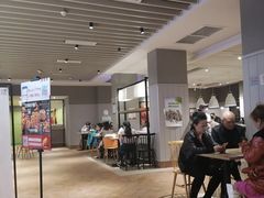 用餐区-肯德基(西稍门店)