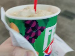 -DQ·蛋糕·冰淇淋(大宁国际商业广场店)