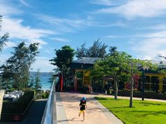 -亚龙湾中心广场