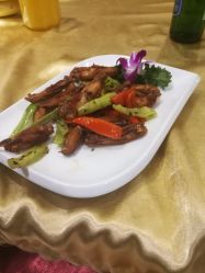 -鑫淼餐饮娱乐中心(江东街店)