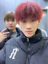 点击看大图 -藤野造型专业烫染接发