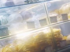 -白玉兰食品甜凤店(合生汇店)