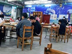 大堂-明记海鲜大排档(巽寮湾店)