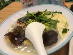 -小杨生煎(白玉兰广场店)
