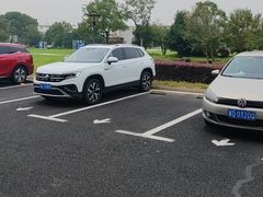 -镇江润扬大桥酒店