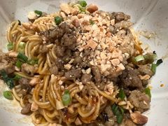 -肆海小川菜酒馆Wine Bistro (青年路店)