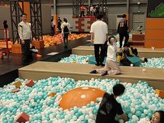 -极限PLAY运动娱乐新世界·团建派对潮玩休闲馆·室内蹦极高空游乐园