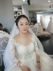 -雪莉美妆婚纱馆