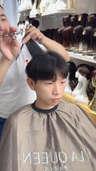 -LAQUEEN 时尚健康假发