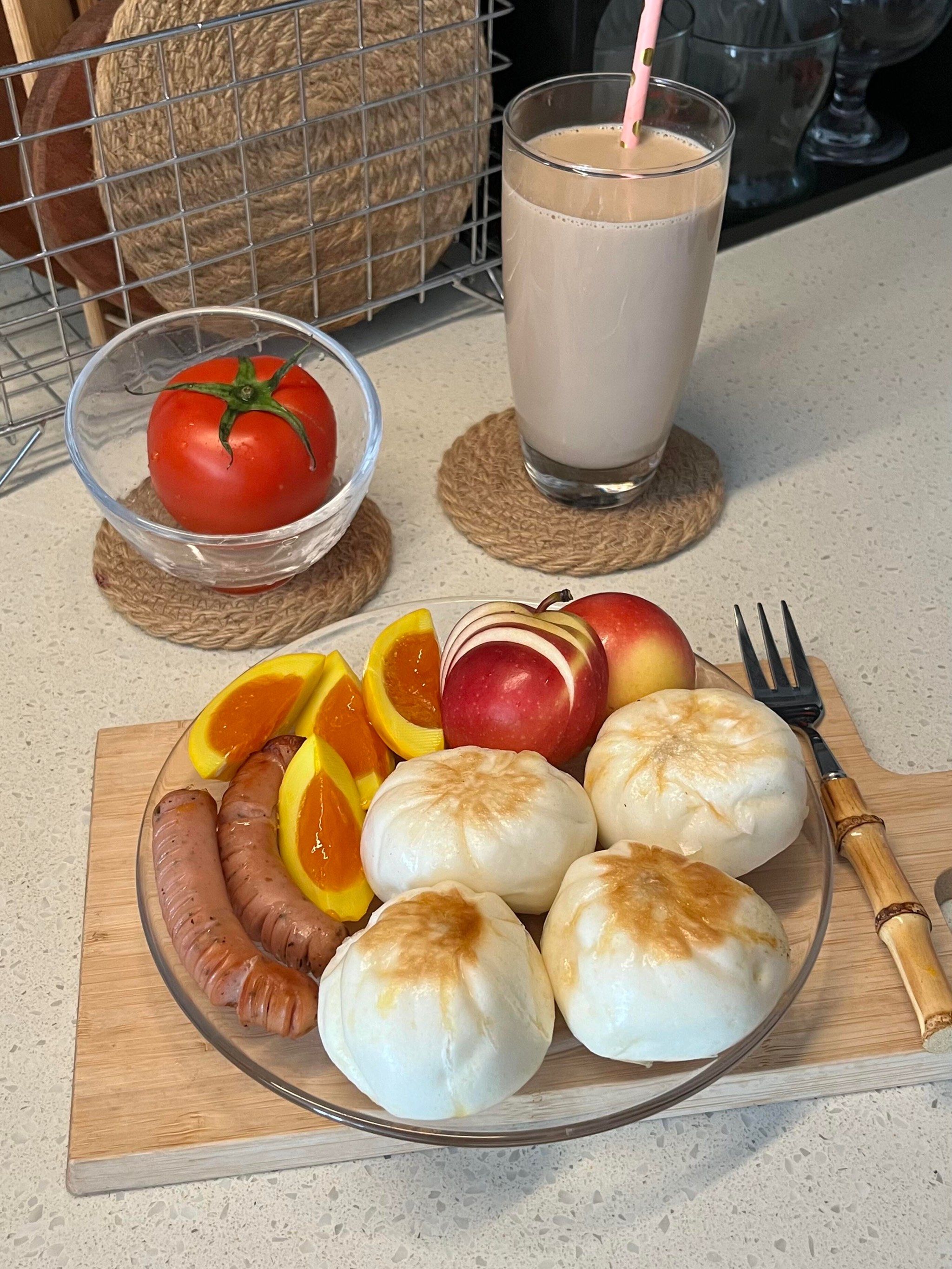 在厨房吃一份元气早餐🍳🍎🥛𓂂𓈒𓏸