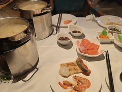 -领鲜活海鲜榴莲自助火锅(东门店)