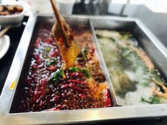 牛棒骨鸳鸯锅-百年川椒重庆老火锅(光谷店)