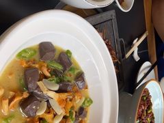 -黔蘑菇四季餐厅(观山湖店)