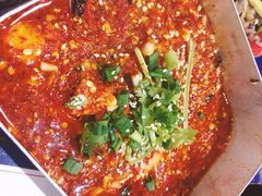 -马路边边串串香(苗栗路店)