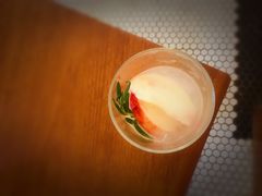 蜜桃酸奶气泡水-Ginko银子(青龙街店)