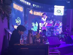 -粉墨特色菜·烧烤音乐酒馆