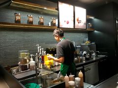 -星巴克(上海虹桥南丰城办公楼店)