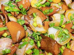 铁盘香煎黑牛肝菌-云海肴云南菜(正大广场店)