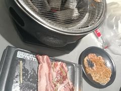 -啊美丽炭火烤肉(滑翔一店)