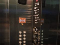 -深圳皇庭V酒店