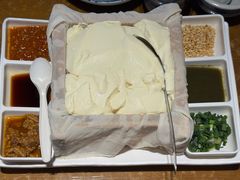-95号酱骨·一块豆腐(展春园西路店)
