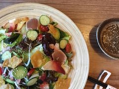 什锦海鲜牛油果沙拉-笑福亭料理小馆(解放碑店)