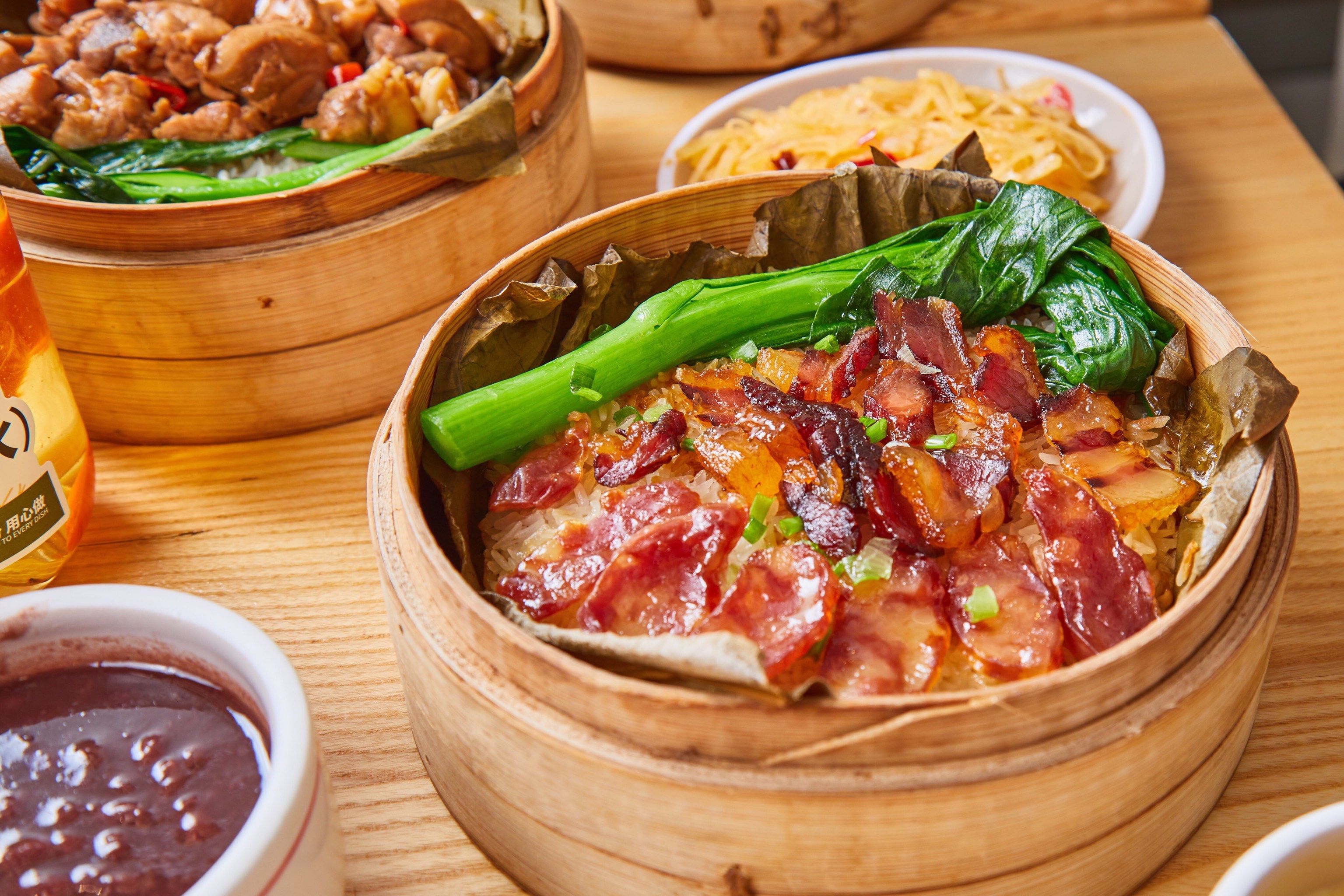 这是我吃过最好吃的腊味荷叶饭