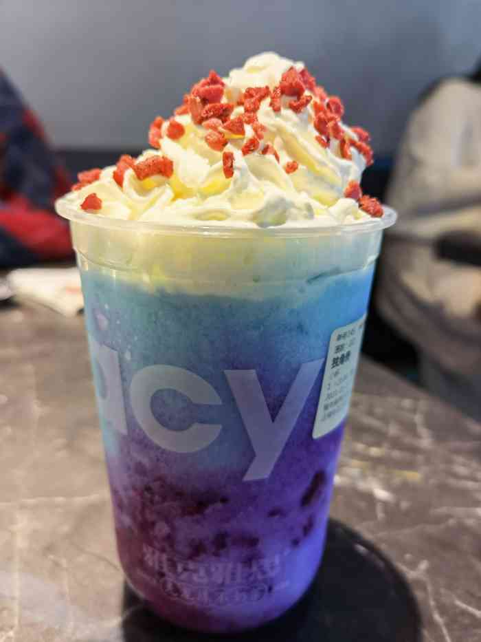 雅克雅思饮品(汉街店)-"就在汉街万达的漫咖啡对面街上,店门口有个.