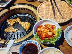 -炼火烤肉店