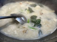 -陈大锅·岳阳鱼馆·地道岳阳菜(美食街店)