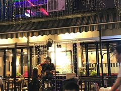 -刘姐啤酒鱼民族演艺餐厅(西街总店)