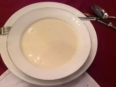 奶油蘑菇汤-小白桦西餐厅
