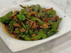 -江城燕子大排档(江汉路步行街店)